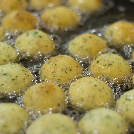 Terrae Eremis: Ristorante, Bar, B&B Roccamorice Zewnętrze zdjęcie