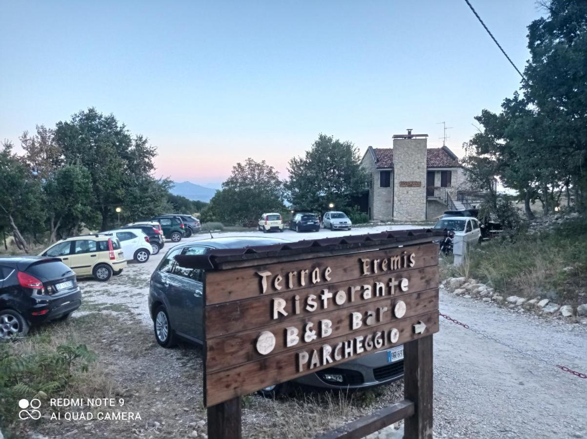 Terrae Eremis: Ristorante, Bar, B&B Roccamorice Zewnętrze zdjęcie